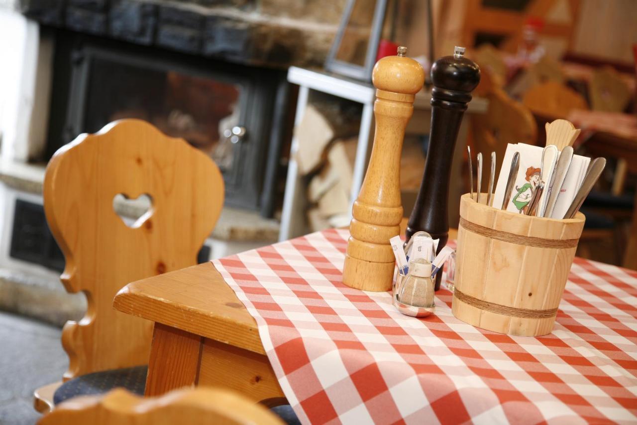 Appartamento Südtiroler Stubn Café und Restaurant Arnstadt Esterno foto